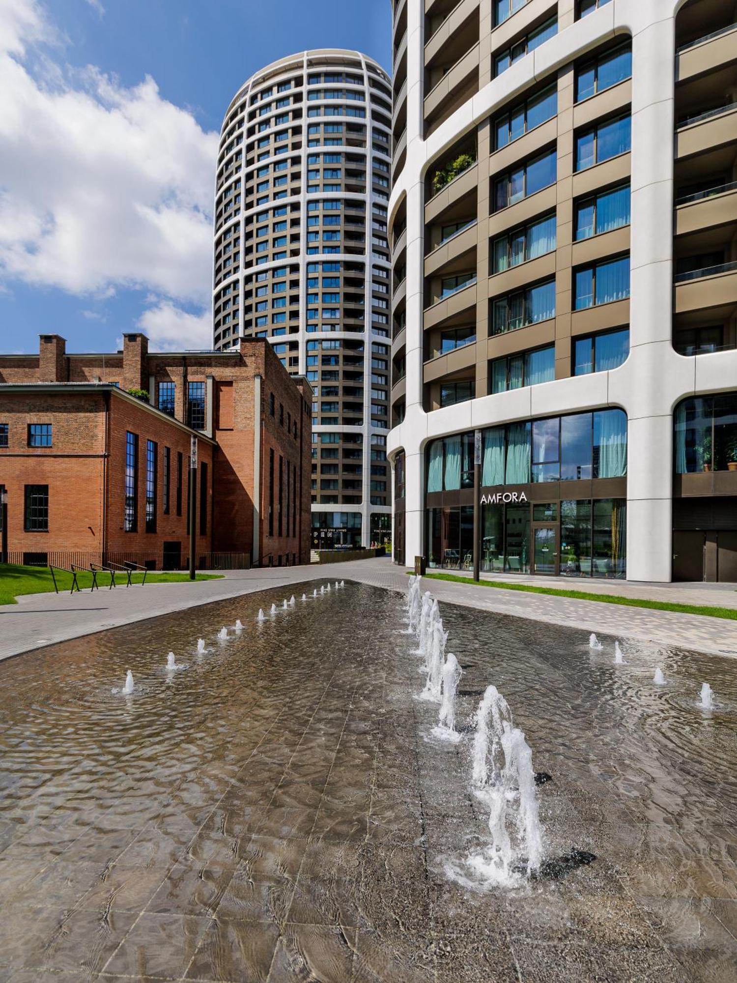 Sky Park 1 - Luxurious #Instaworthy Apartment In Downtown City Center With Included Parking, Best Address In Town Bratislava Exterior foto